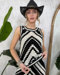 MUSCULOSA AMAL NEGRO