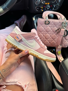 DUNK LOW TEDDY BEAR ROSA BB - comprar online