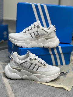 TÊNIS ADIDAS DYMOND