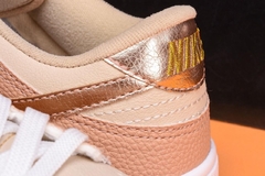 TÊNIS DUNK LOW CARAMELO na internet