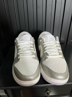 TÊNIS AIR JORDAN PRATA na internet