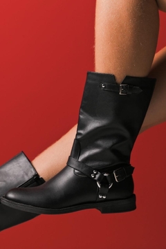 BOTA LUNA
