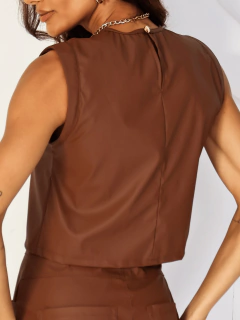 Blusa Feminina Regata Couro Premium Gola Redonda Luxo - nifty