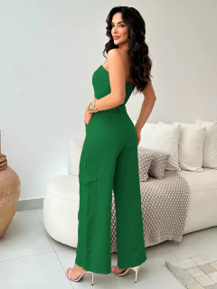 Conjunto Feminino em Alfaiataria Calça Cargo e Top