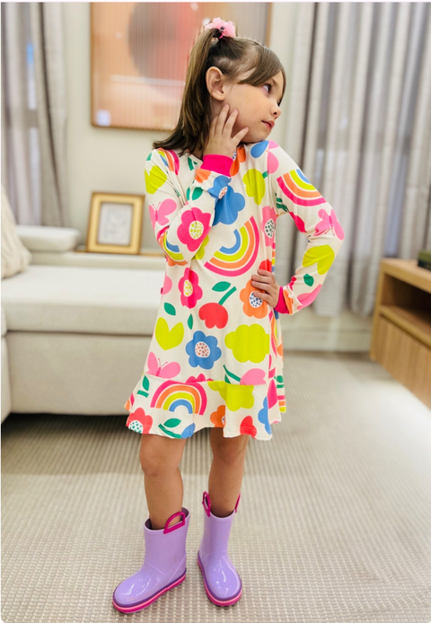 Vestido colorindo o inverno