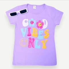 Remera Good Vibes en internet