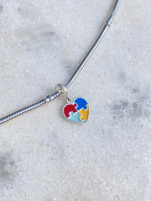 Berloque Autismo coração