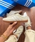 ADIDAS SAMBA COURO BEGE/BRANCO - comprar online