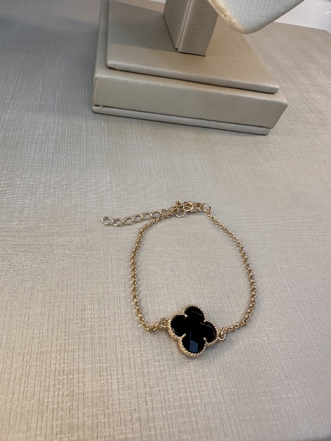 Pulseira Virgínia Preta Dourado