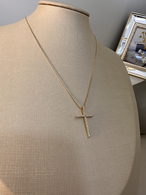 Colar Cruz Cravejada