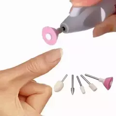 Imagen de Mini Torno Uñas Manicuria Pedicuria A Pilas +5 Fresas Oferta