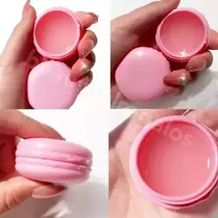 Labial Bálsamo En Forma De Pastel Colores Lip Gloss Macarron - comprar online