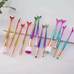 Set 4 Brochas Maquillaje Profesional Pinceles Cola Sirena en internet