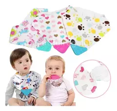 Baberos Bandana Impermeables Con Mordillo Para Bebé
