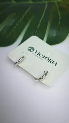 Brinco Argola P Detalhe Zirconia 12mm Diametro Fecho Clic em Prata 925 na internet
