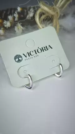 Brinco Argola Triangular P 9mm Diâmetro Fecho Clic em Prata 925 na internet