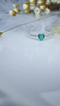 Anel Coração Zirconia Verde em Prata 925 na internet