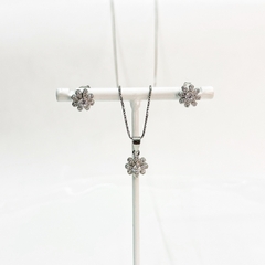 Conjunto Flor en internet