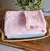 Manta de Bolsa rosa de Fleece Pompom com tecido Tricoline 100% algodão 50×50 . - www.mimosdopierrepet.com.br