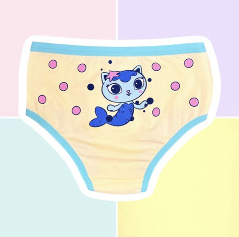 Calcinha infantil-Sereiata amarelo candy-A casa mágica da Gabby.