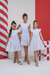 Vestido branco com aplicação bordada.