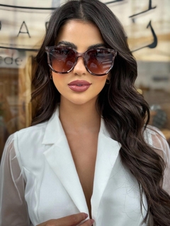 Óculos de Sol Redondo Sofia - Branco Camuflado - Acetato - comprar online