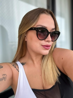 Óculos de Sol Redondo Clássico Maxi Nice- Preto Degradê - Acetato na internet