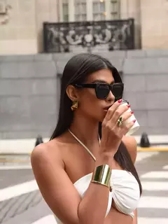 Óculos de Sol Maxi Retangular Blogueira Talissa - Preto - Acetato na internet