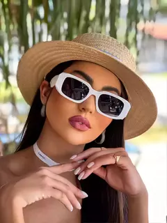 Óculos de Sol Retangular Blogueira Diamond - Injetado - loja online