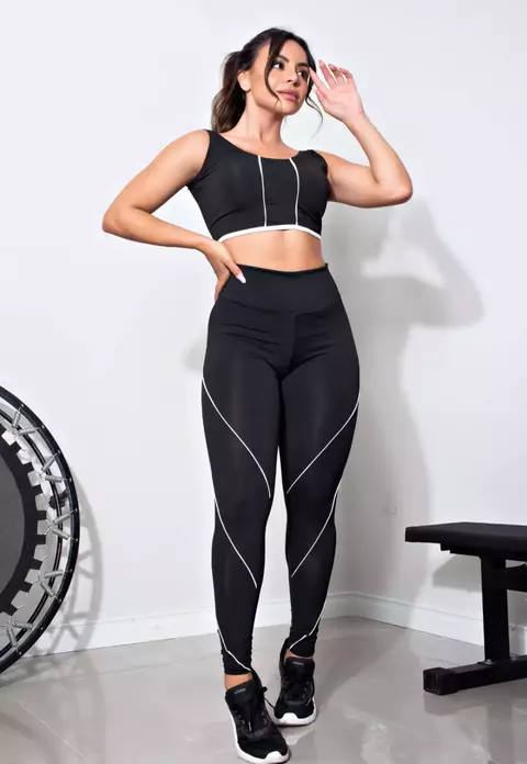 2 Peças Conjunto Fitness Calça Legging Preto Forro Duplo com Detalhes em Vivo Branco + Cropped Esportivo Preto Detalhe em Linhas Brancas | REF: CSV21 - comprar online