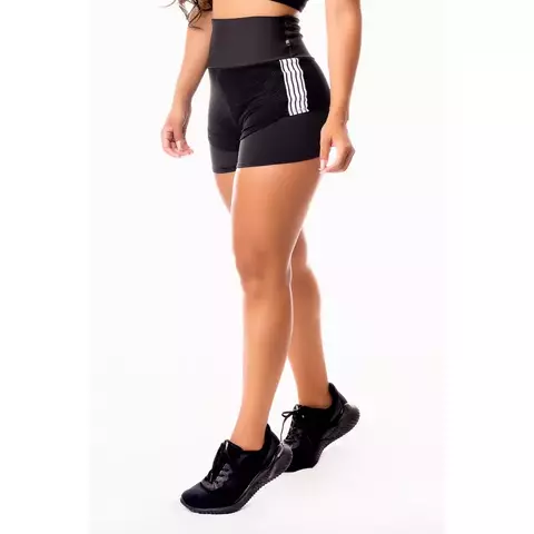 Short Fitness Cintura Alta Corrida Preto com Tela Dry Fit e Elástico Branco Lateral REF: SV8