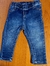 Pantalón azulado de jean en internet
