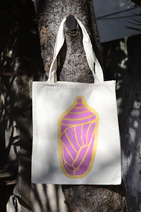 totebag PUPA magenta y amarilla