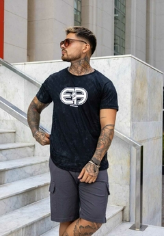 Imagen de REMERA AMBITIONS