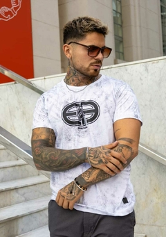 REMERA AMBITIONS - comprar online