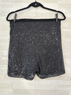 Shorts de paetê // M