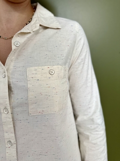 Camisa off white Hering na internet