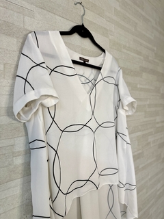 Blusa Longa Bobô - comprar online