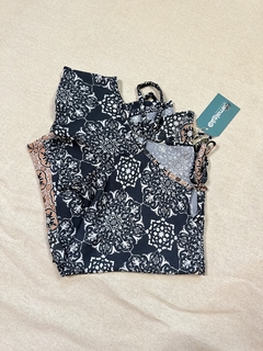Blusa de cetim de alcinha com mangas // M na internet