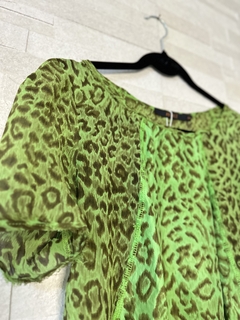 Blusa animal print da Animale // P na internet