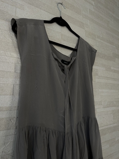 Vestido de seda com babados da Animale - comprar online