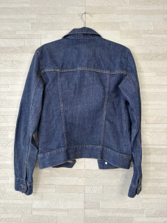 Jaqueta Jeans com gola de strass da Animale // G - Camaleão Moda Sustentável
