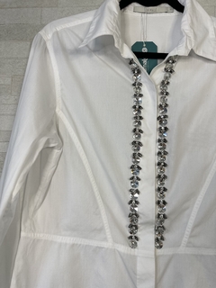 Camisa com pedraria da Animale // M na internet
