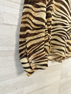 Camisa de tule animal print // M - Camaleão Moda Sustentável