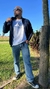 Remera Tavernitti, Denim Mom y Campera de Hilo en internet
