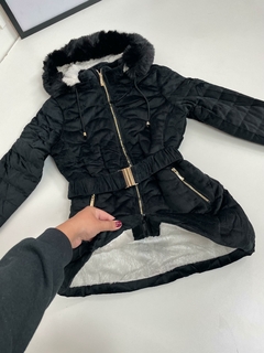 PARKA PELUCIADA COM CINTO - Vitrine da moda