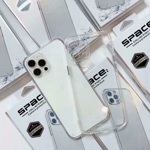 CASE SPACE IPHONE 15