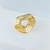 Brinco Círculo Orgânico com Zircônias - Semijoia Banhada a Ouro 18K - 001609 - La Roma Presentes
