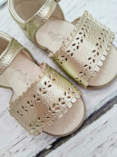 Sandalia de cuero calada #17636 - comprar online