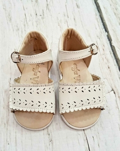Sandalia cuero calada blanca #17637 - comprar online